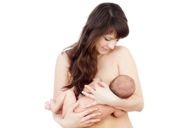 Lactancia: Todas las mujeres pueden amamantar sin inconvenientes a sus hijos.
